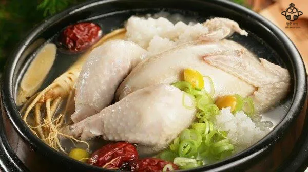 Gà hầm nhân sâm